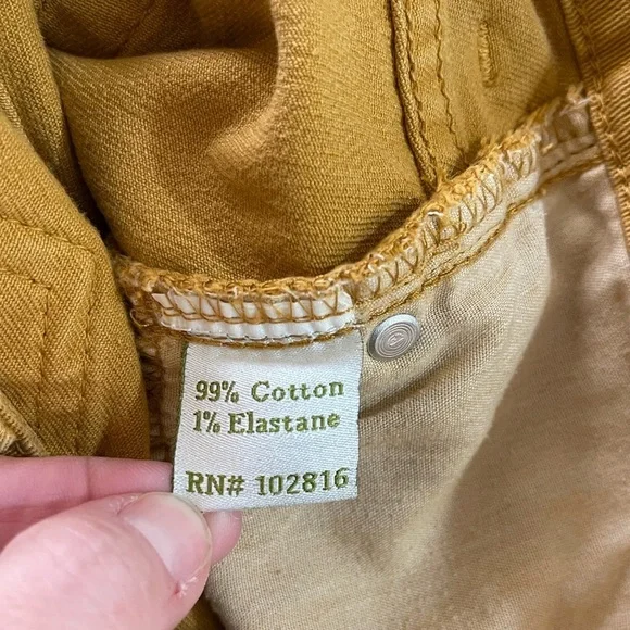 Women’s Garnet Hill mustard colored straight leg jean pants, size 6P - Picture 4 of 4
